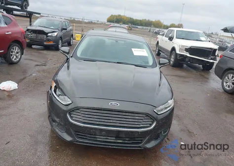2016 Ford Fusion Se z USA, uszkodzony, nr VIN 3FA6P0HD2GR144579